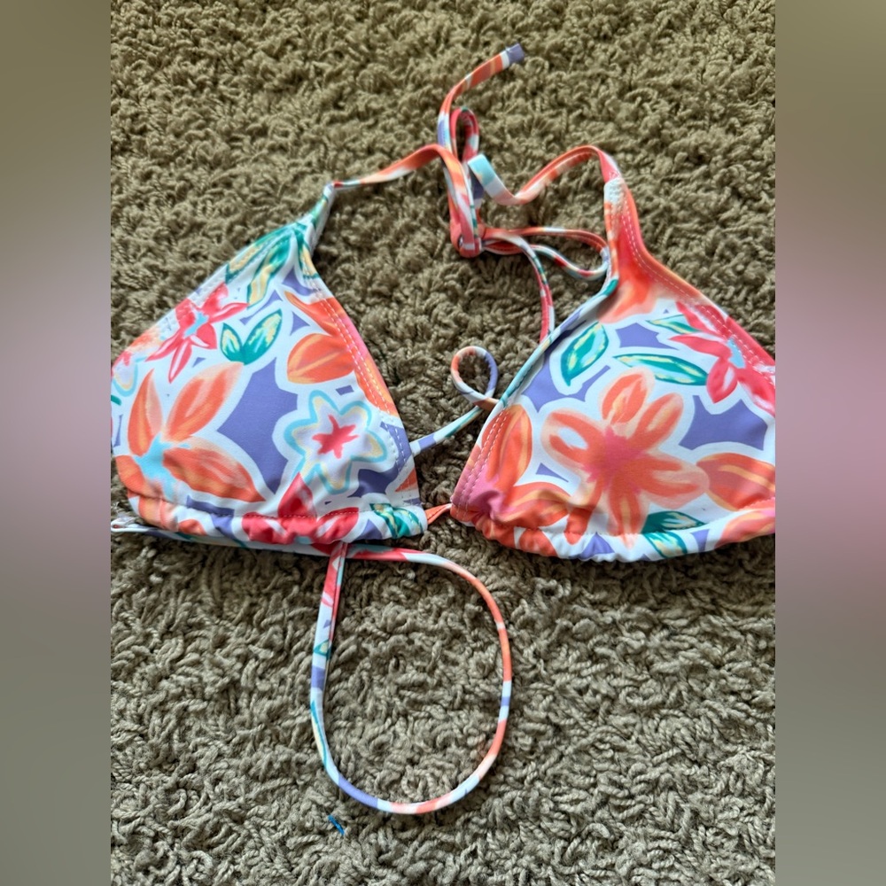 Floral Sliding Tri Bikini Top Karge Removable pads. Coral purple ties - Picture 9 of 9
